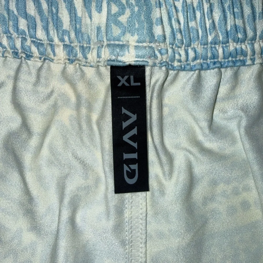 Avid lightweight breathable